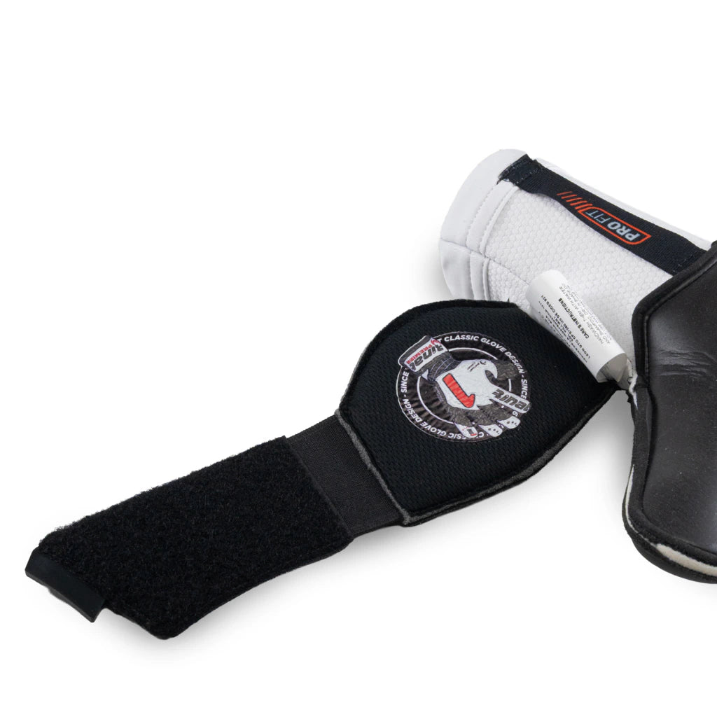 GUANTES DE PORTERO RINAT UNO PREMIERE PRO NEGRO/BLANCO/ROJO
